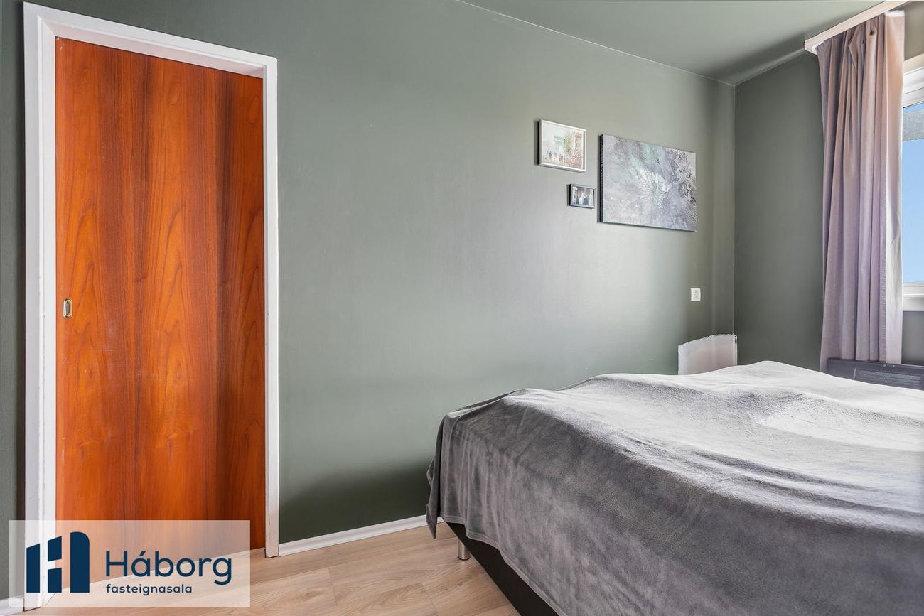 Sólheimar 23, 104 Reykjavík