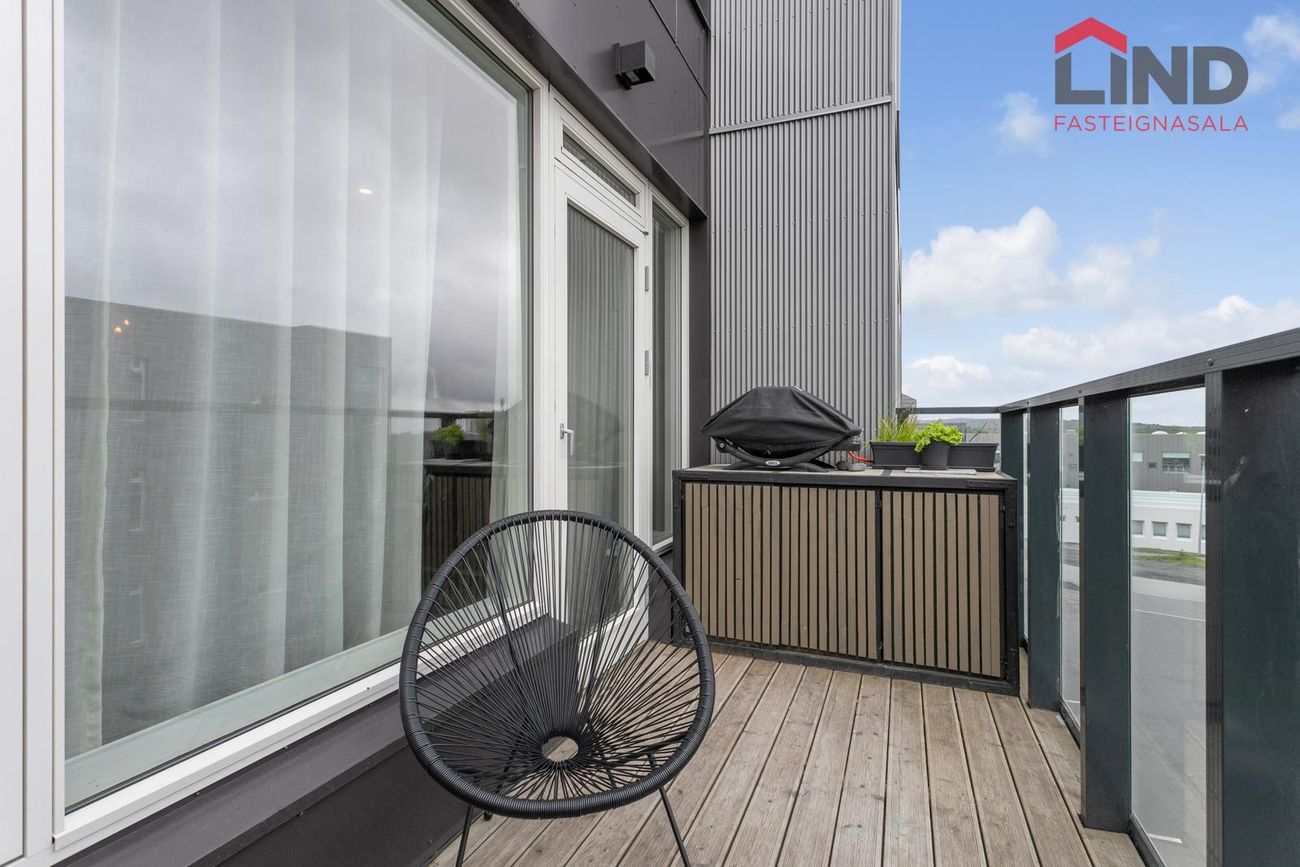 Vinastræti 8 - 0305, 210 Garðabær