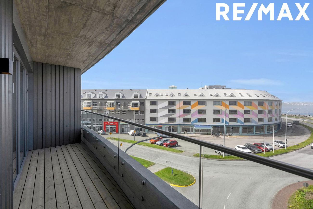 Hringbraut 120, 101 Reykjavík