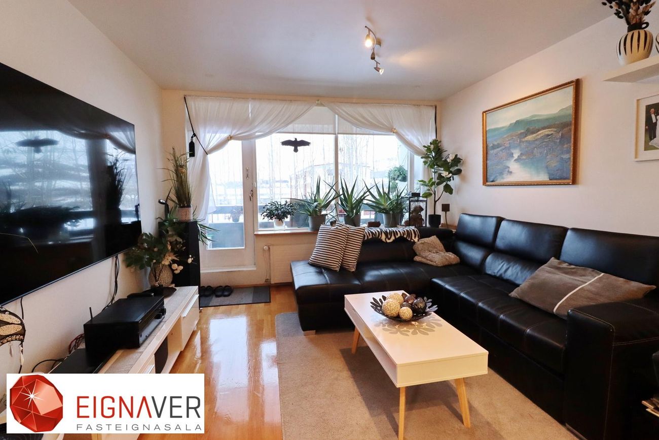 Tjarnarlundur 16, 600 Akureyri