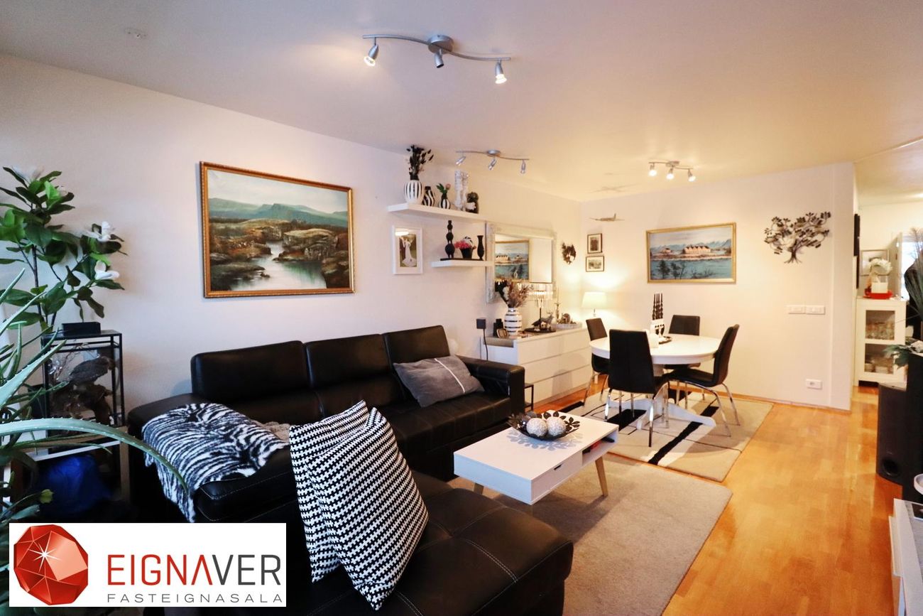 Tjarnarlundur 16, 600 Akureyri