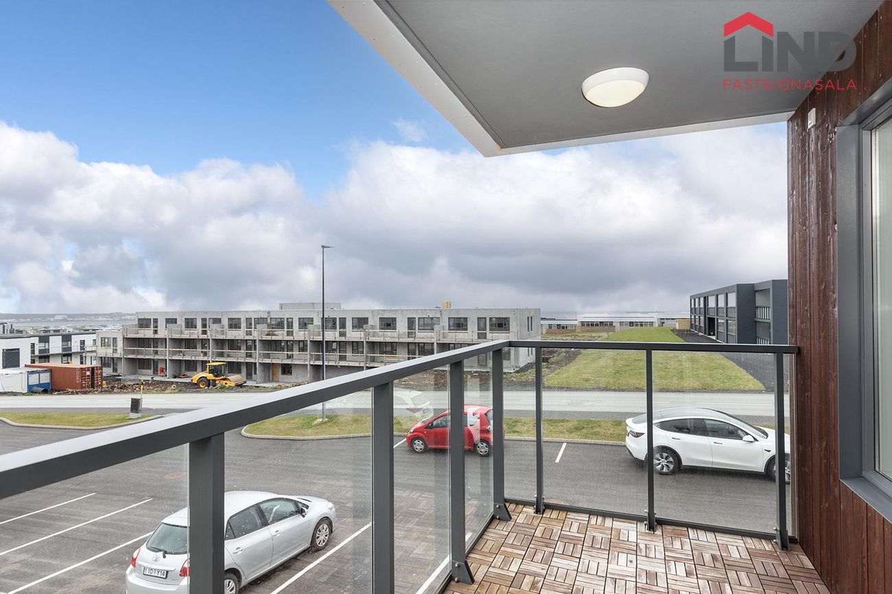 Dalsbraut 36, 260 Reykjanesbær