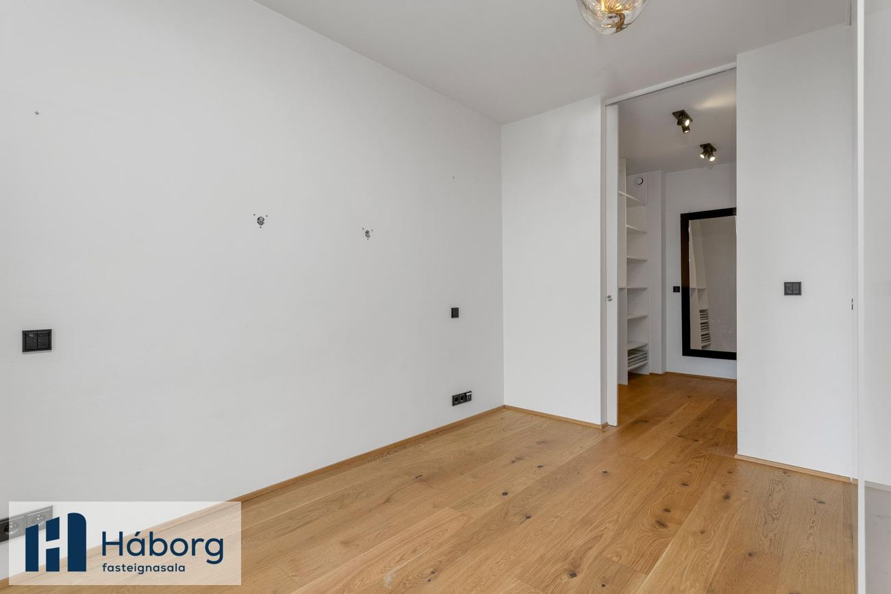 Tryggvagata 13 - 0505, 101 Reykjavík