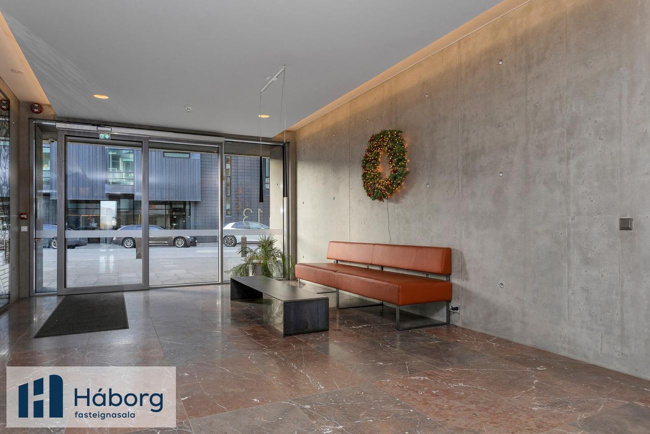 Tryggvagata 13 - 0505, 101 Reykjavík