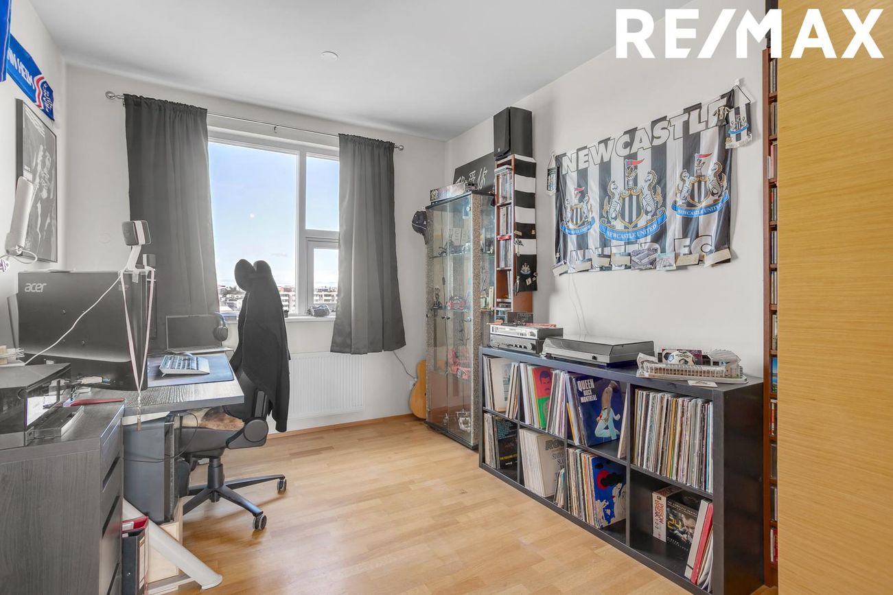 Drekavellir 18, 221 Hafnarfjörður