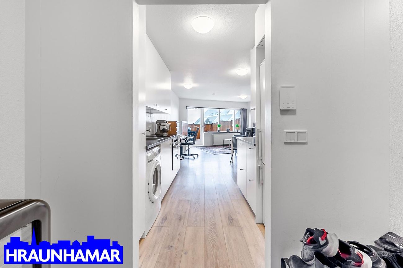 Hvammabraut 12, 220 Hafnarfjörður