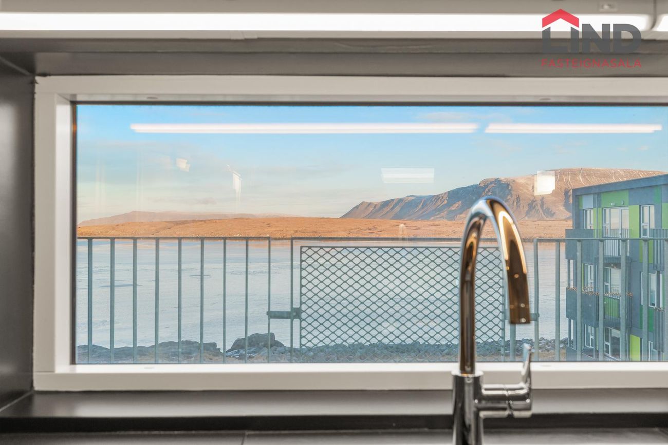 Jöfursbás 11D, 112 Reykjavík