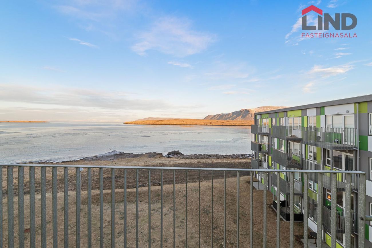 Jöfursbás 11D, 112 Reykjavík