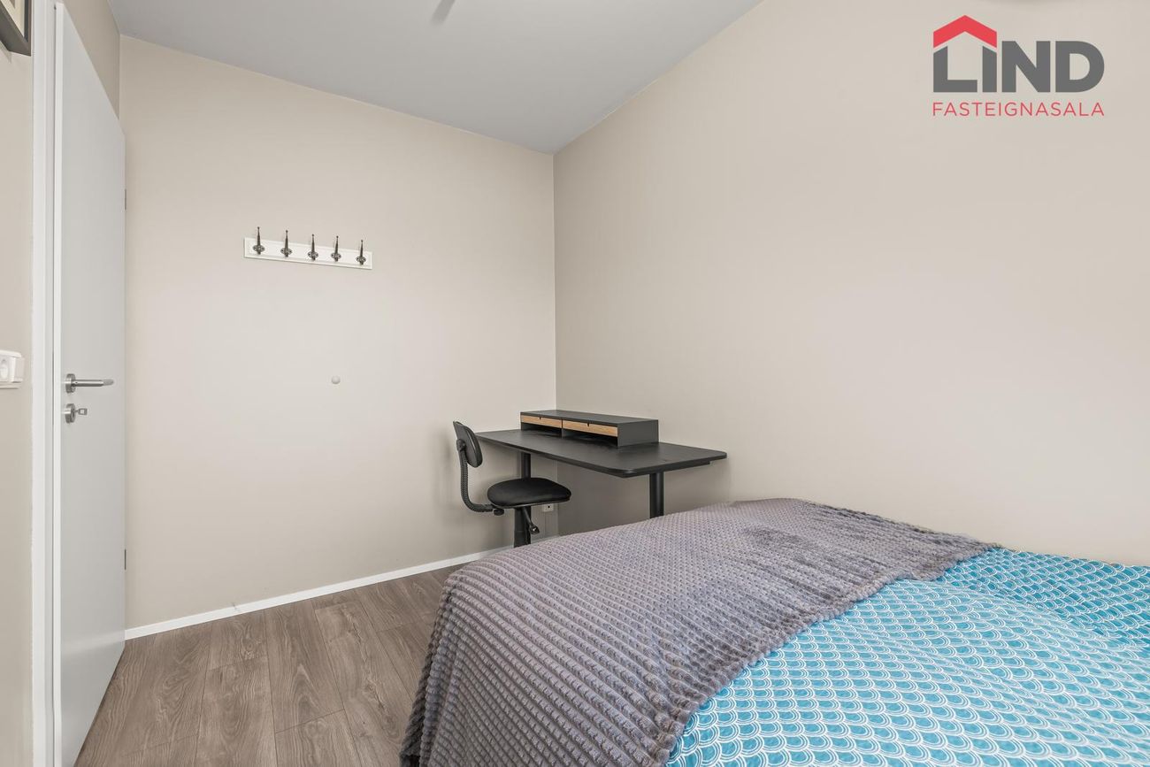 Jöfursbás 11D, 112 Reykjavík