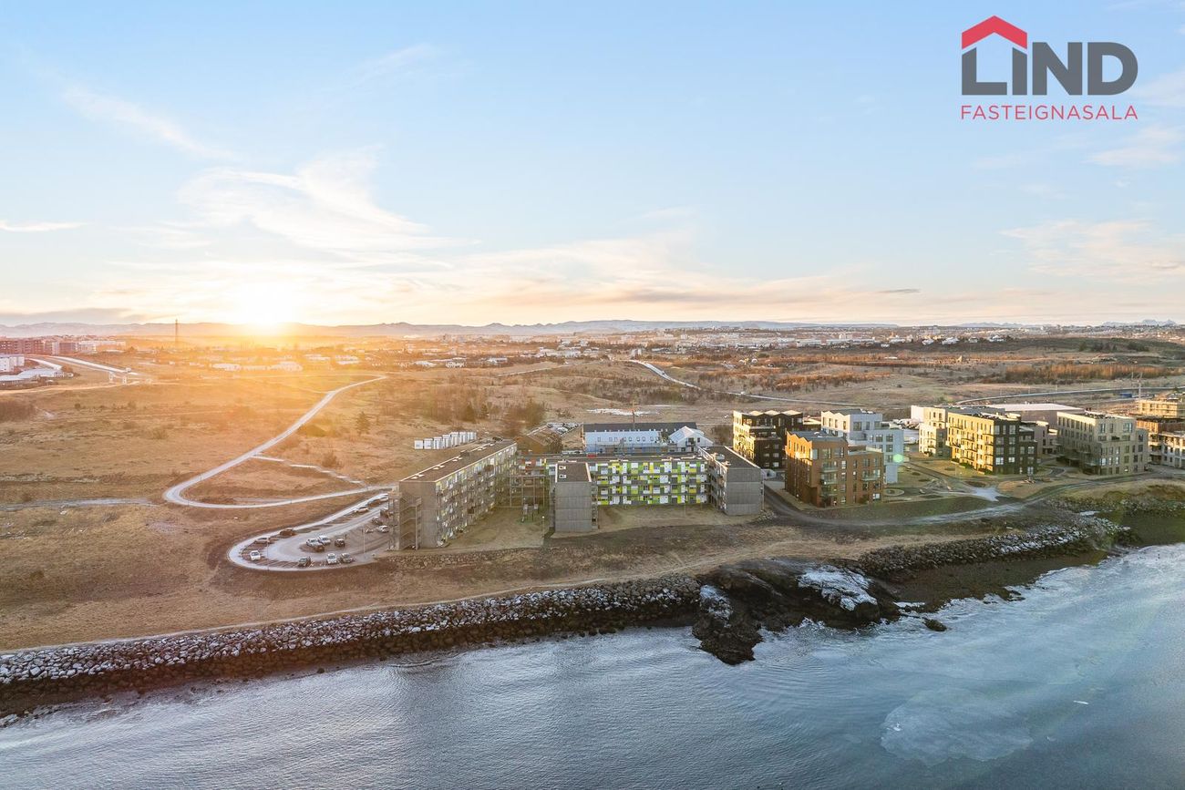 Jöfursbás 11D, 112 Reykjavík