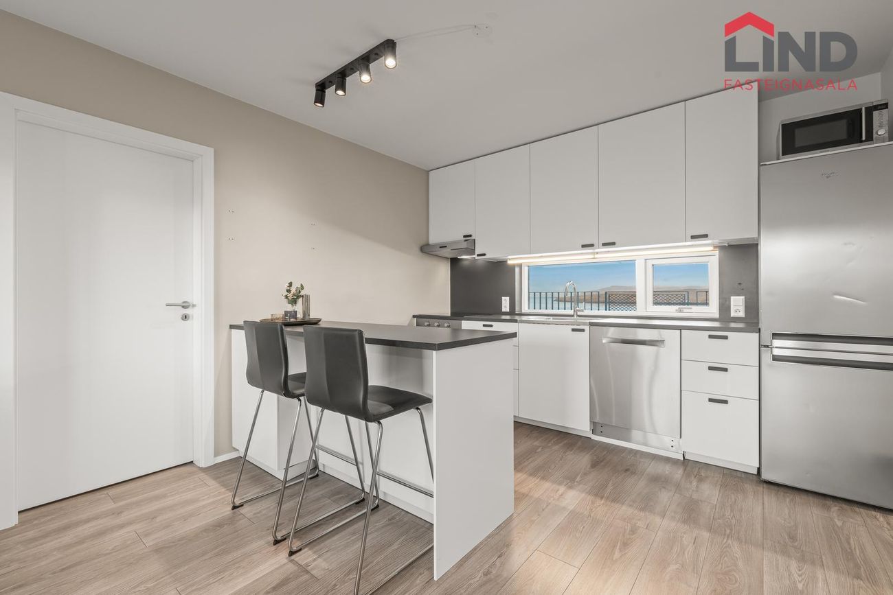 Jöfursbás 11D, 112 Reykjavík