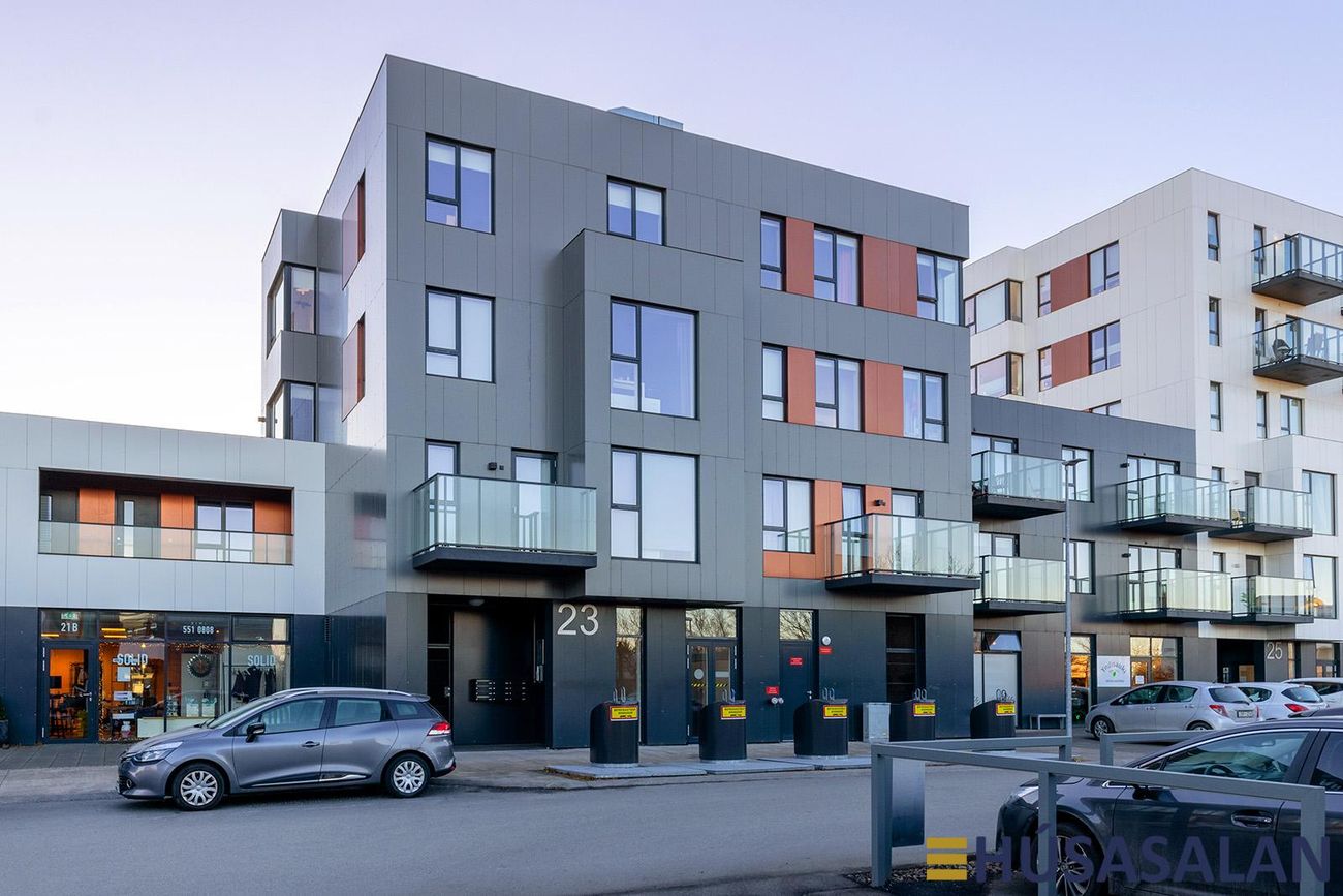 Efstaleiti 23, 103 Reykjavík