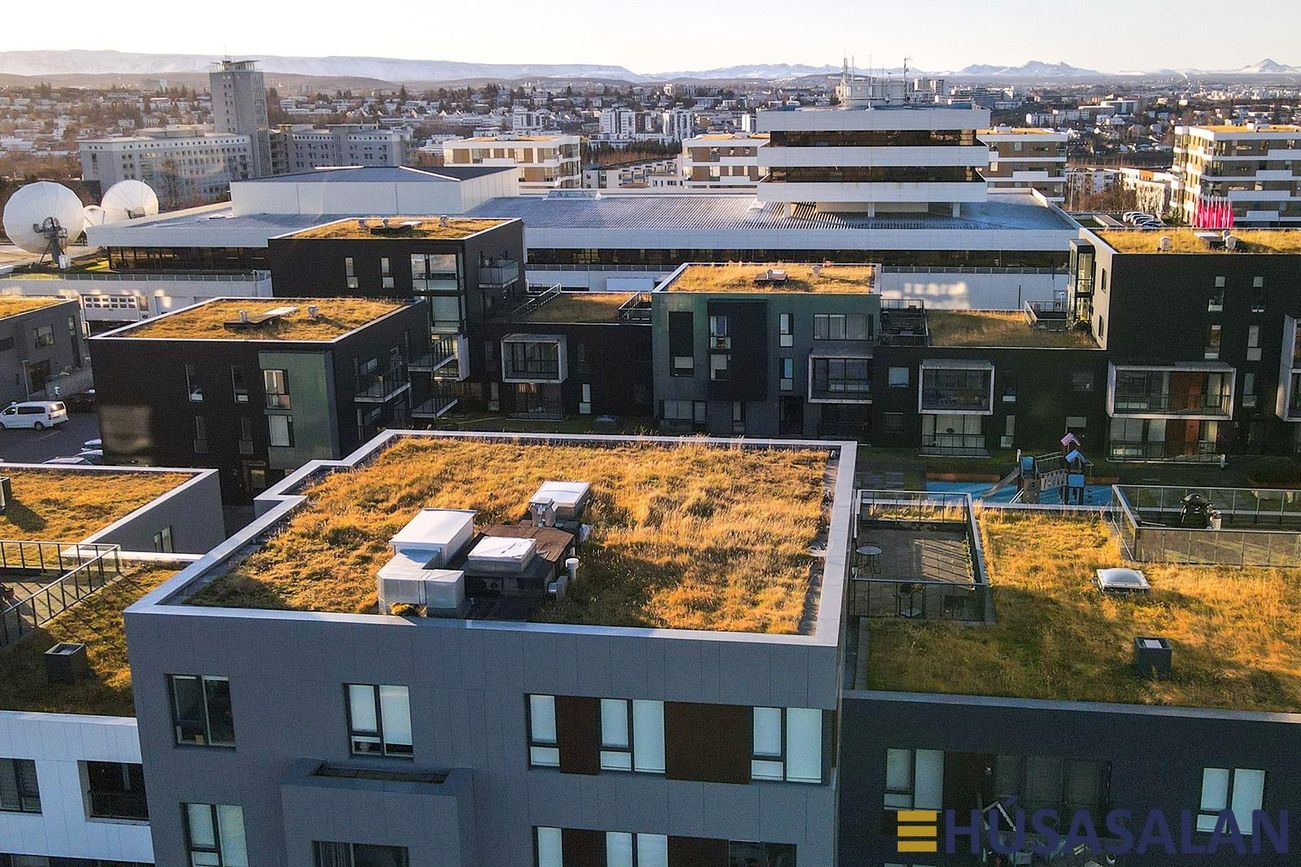 Efstaleiti 23, 103 Reykjavík