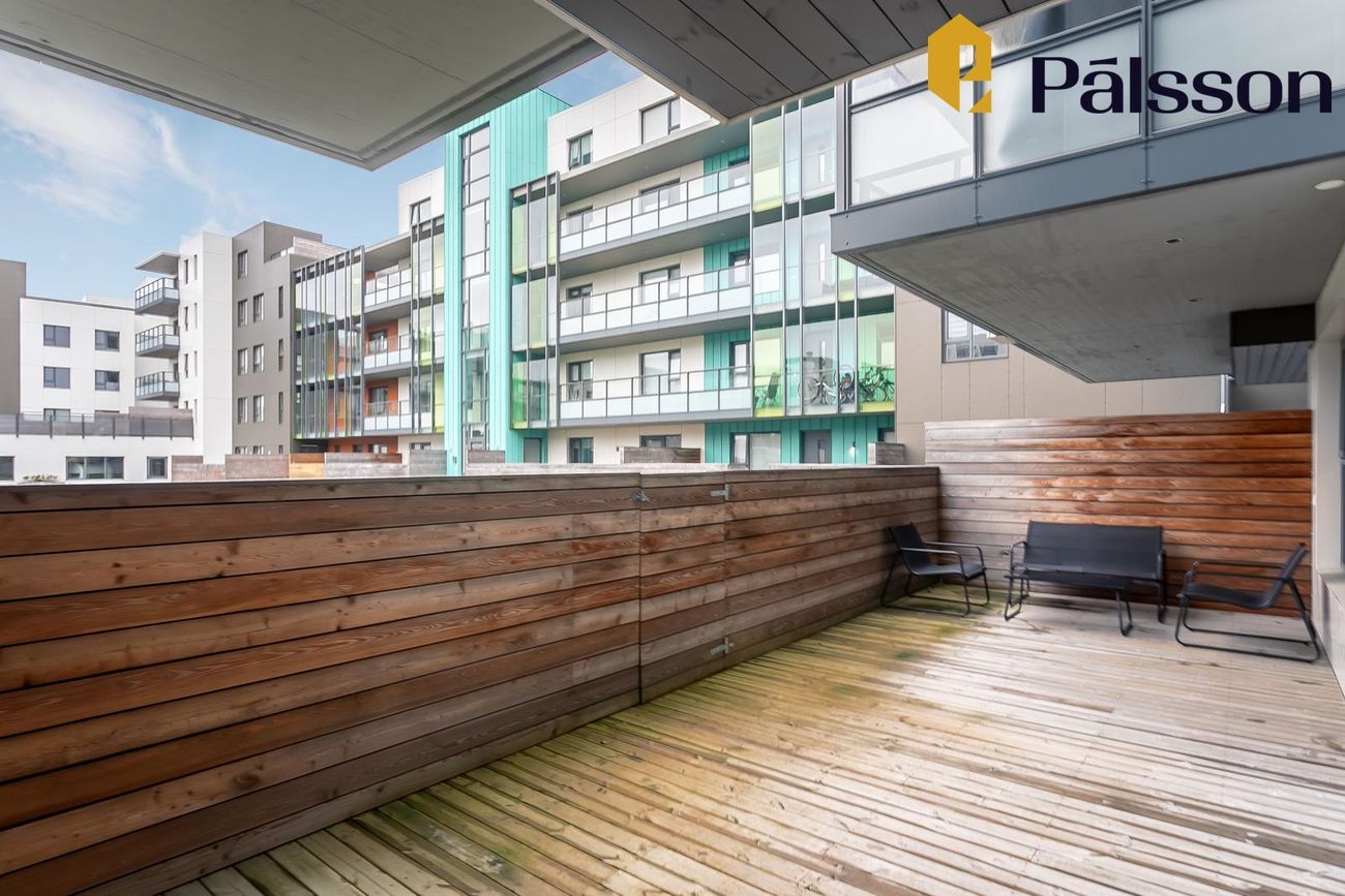 Smyrilshlíð 14, 102 Reykjavík