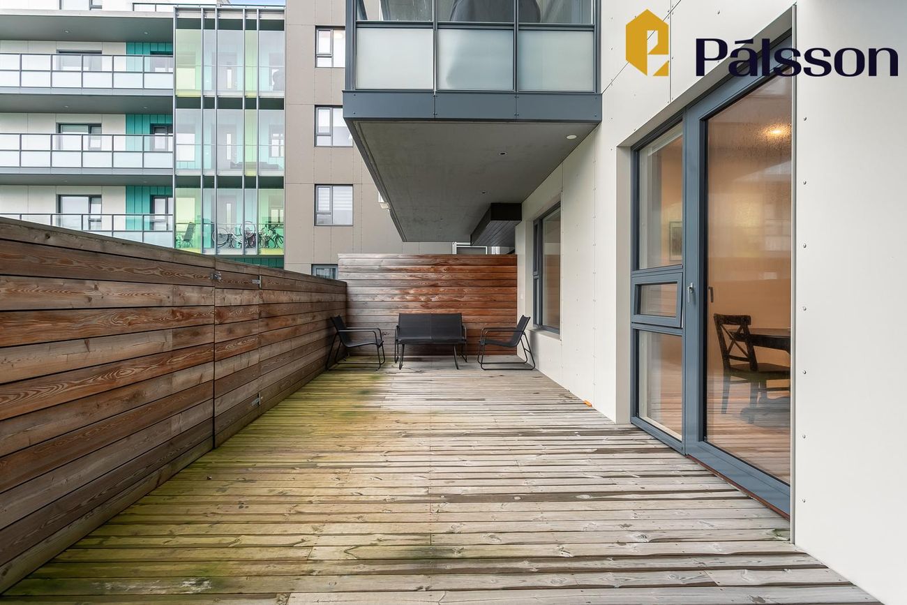 Smyrilshlíð 14, 102 Reykjavík