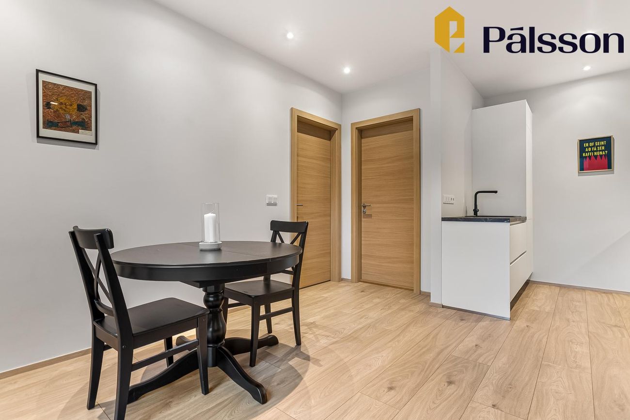 Smyrilshlíð 14, 102 Reykjavík