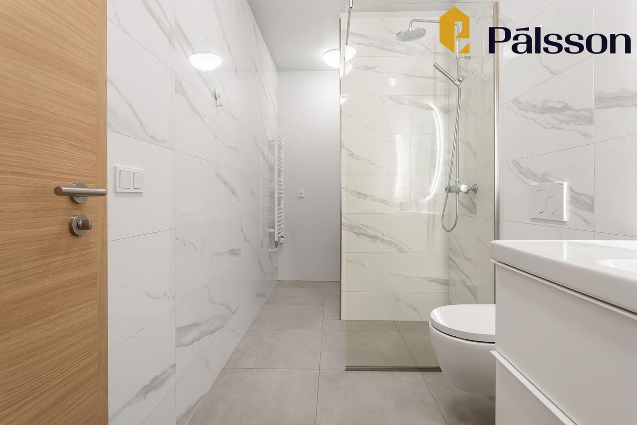 Smyrilshlíð 14, 102 Reykjavík