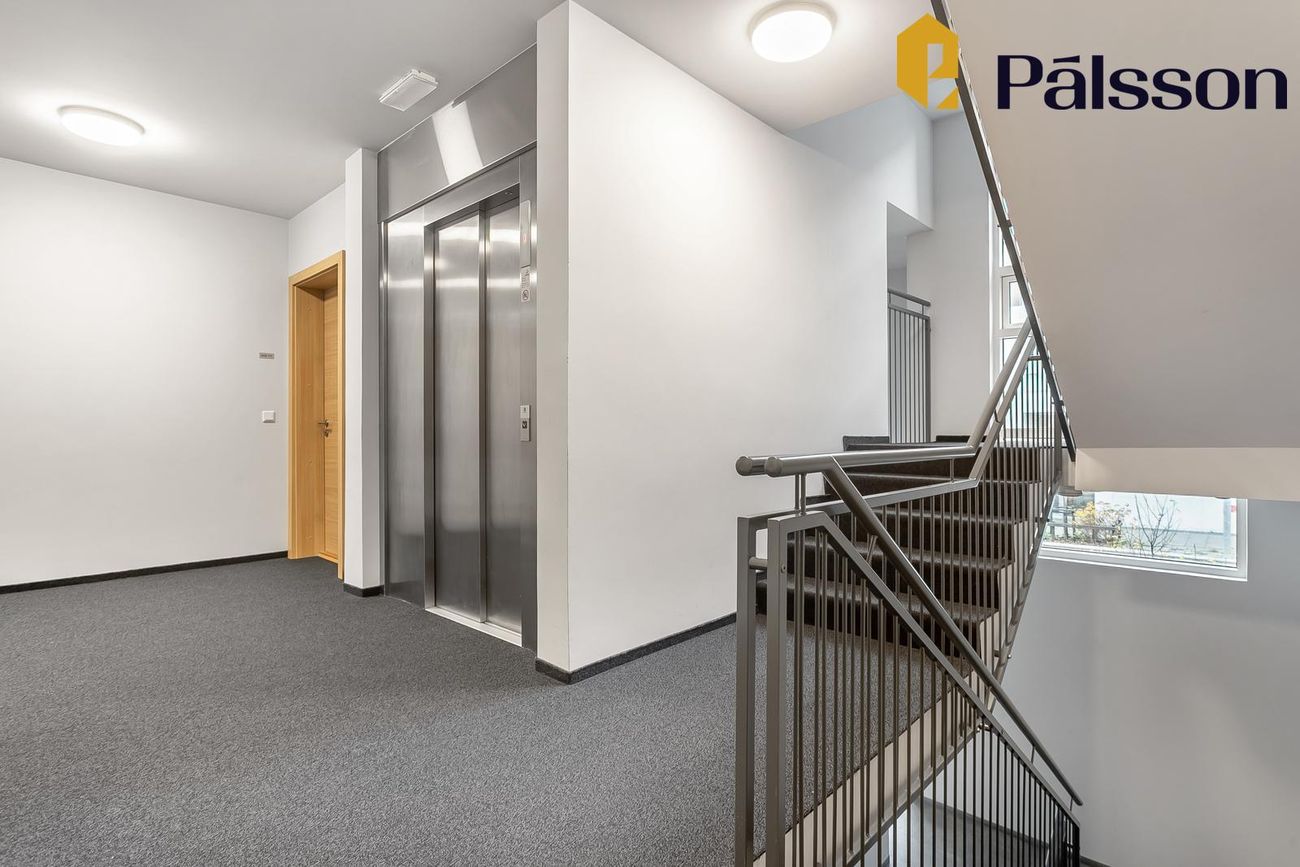 Smyrilshlíð 14, 102 Reykjavík