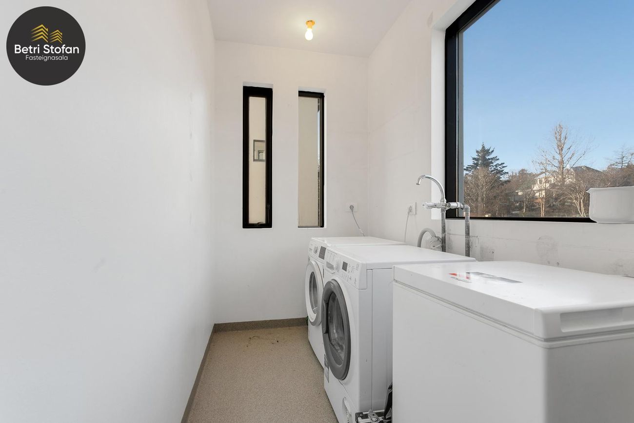 Kópavogsbraut 85 - 0102, 200 Kópavogur