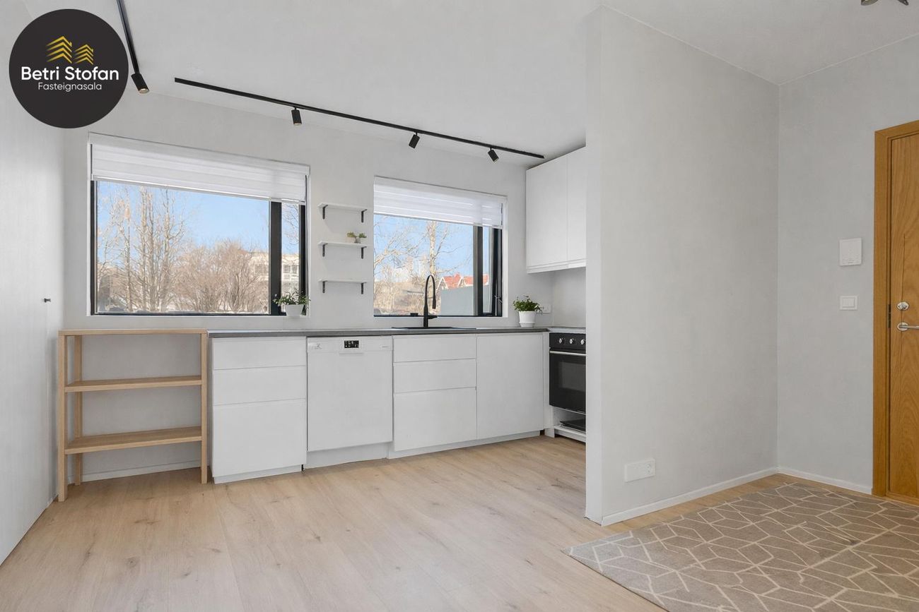 Kópavogsbraut 85 - 0102, 200 Kópavogur