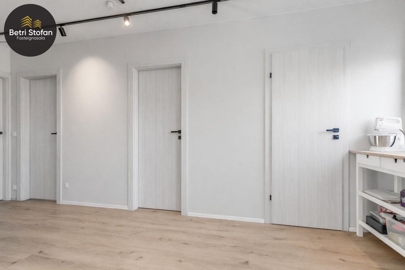 Kópavogsbraut 85 - 0102, 200 Kópavogur