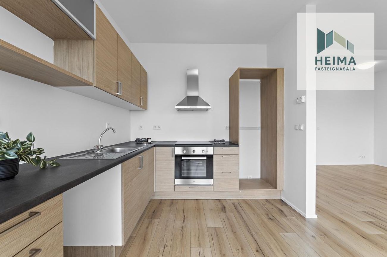 Tjarnabraut 14, 260 Reykjanesbær