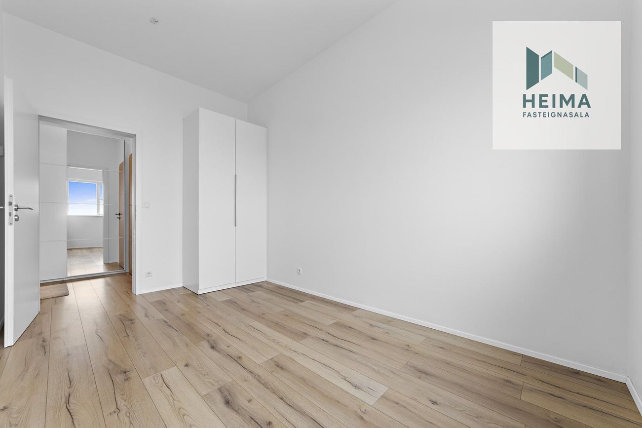 Tjarnabraut 14, 260 Reykjanesbær