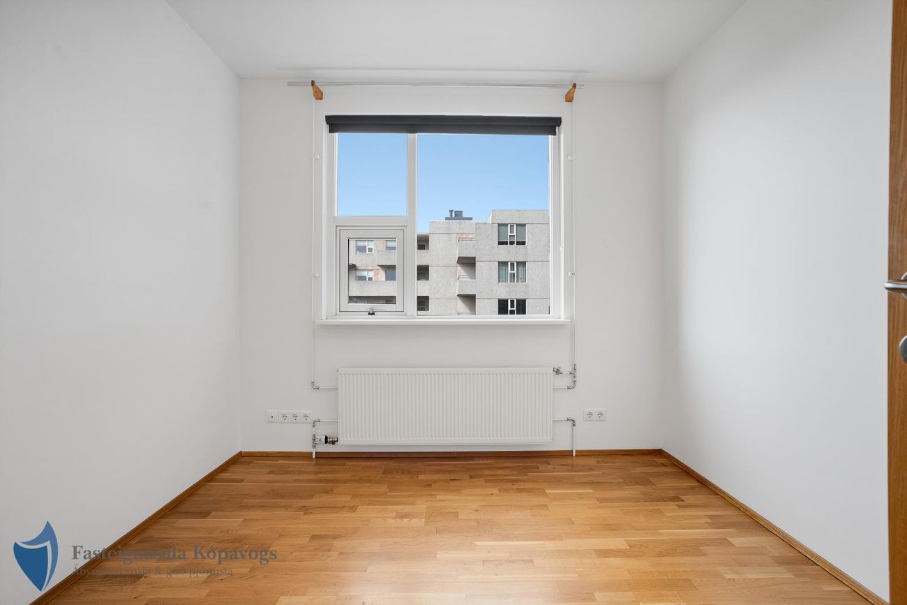 Drekavellir 18, 221 Hafnarfjörður