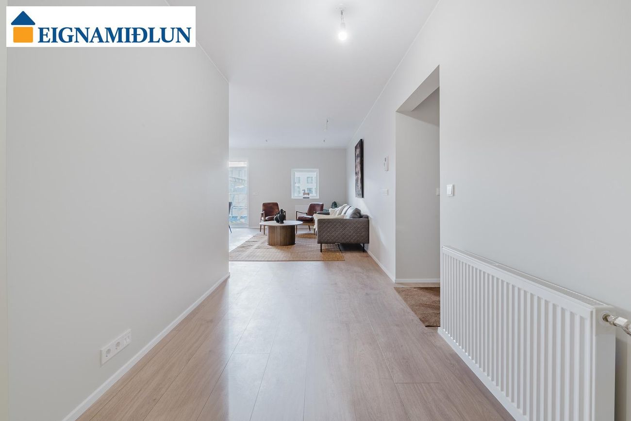 Arkarvogur 1 - 0404, 104 Reykjavík