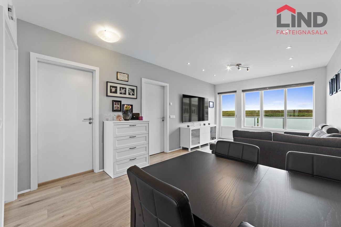 Engjadalur 8, 260 Reykjanesbær