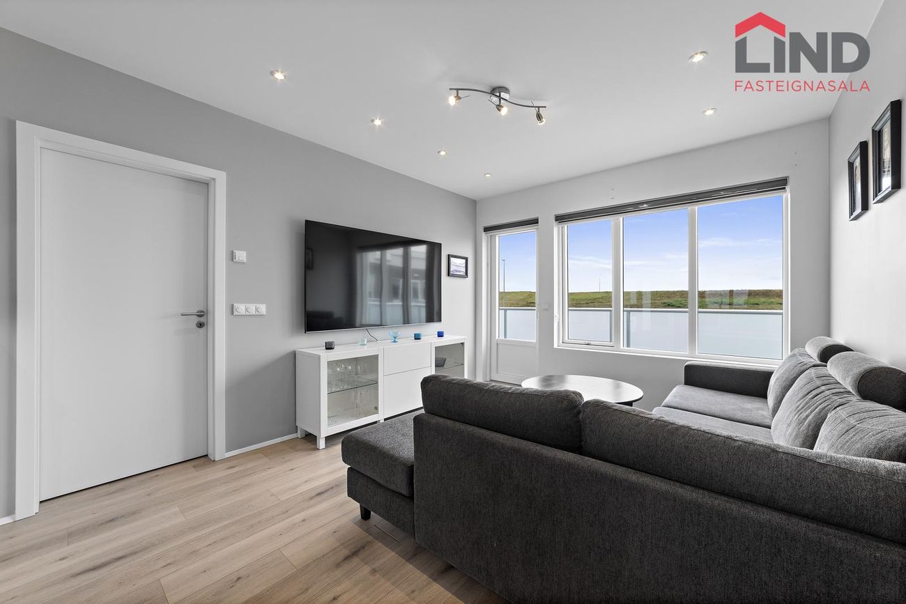 Engjadalur 8, 260 Reykjanesbær