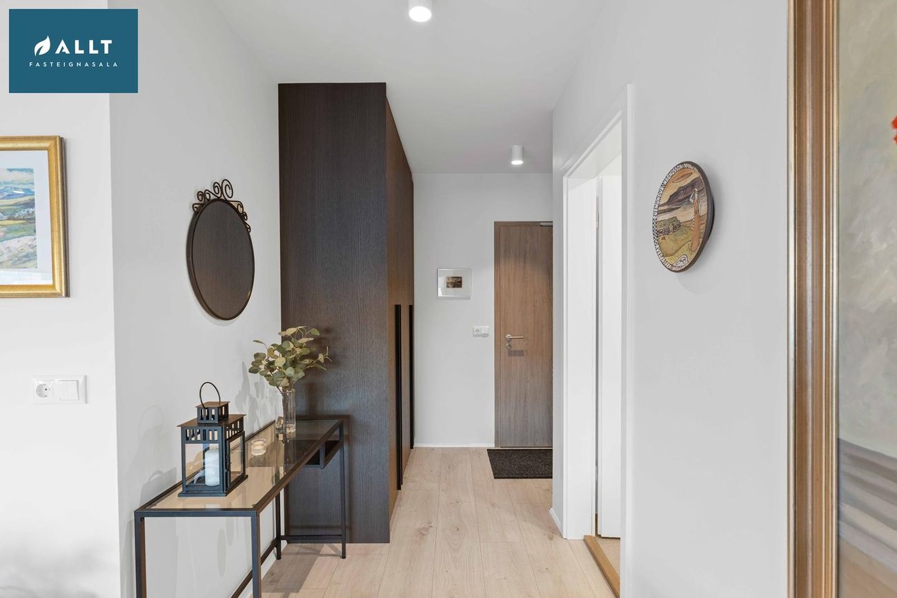 Hringhamar 37 - 0305, 221 Hafnarfjörður