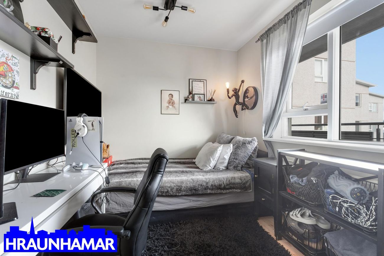 Burknavellir 3, 221 Hafnarfjörður