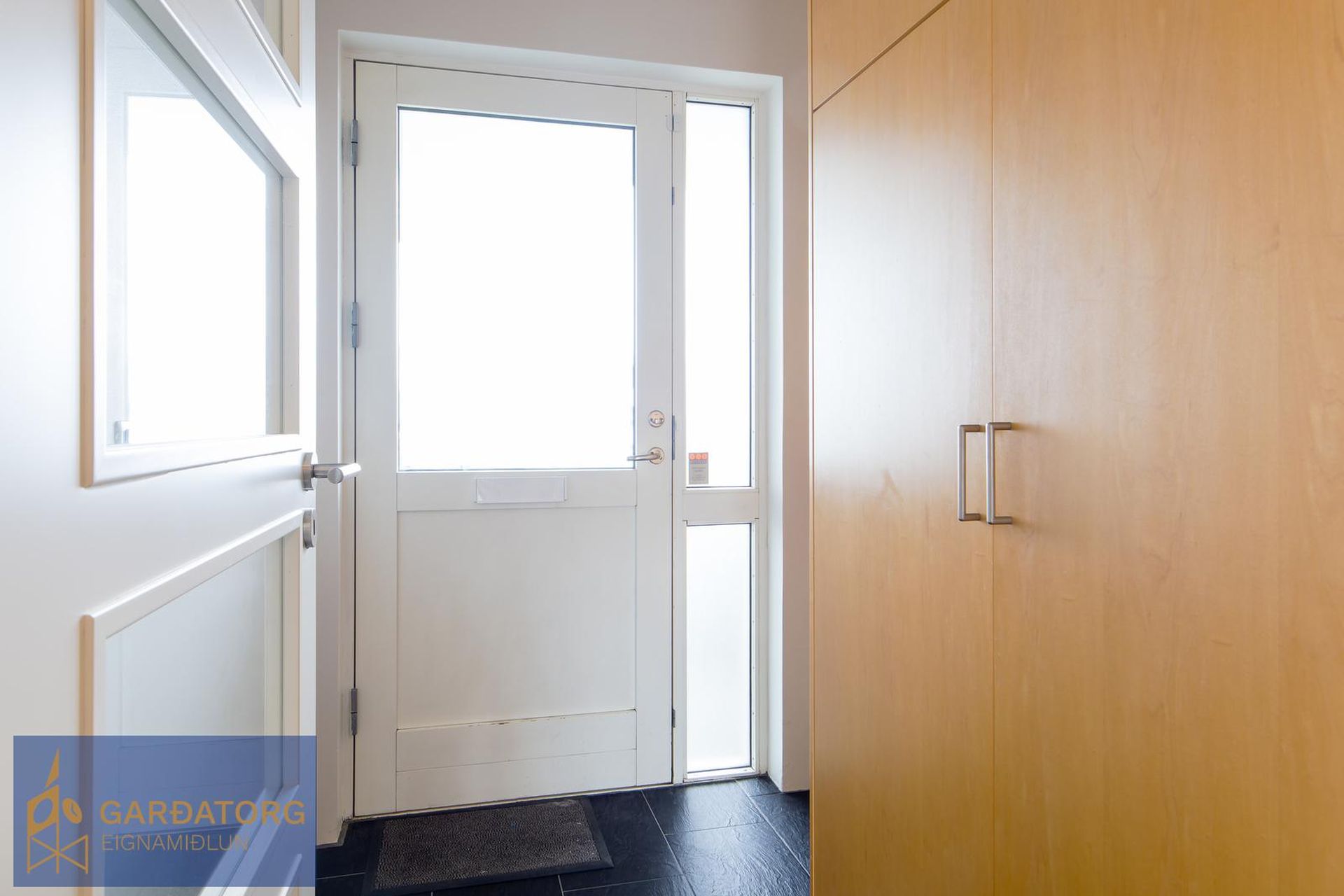 Ljósavík 27, 112 Reykjavík