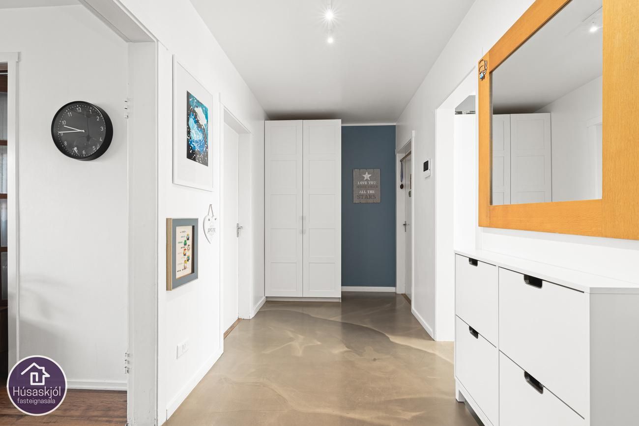 Njálsgata 49, 101 Reykjavík