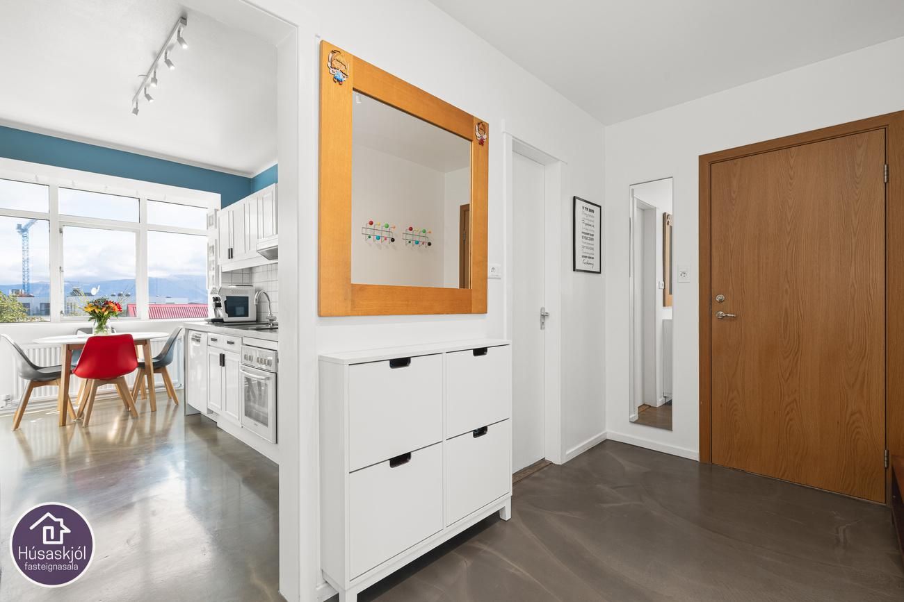 Njálsgata 49, 101 Reykjavík