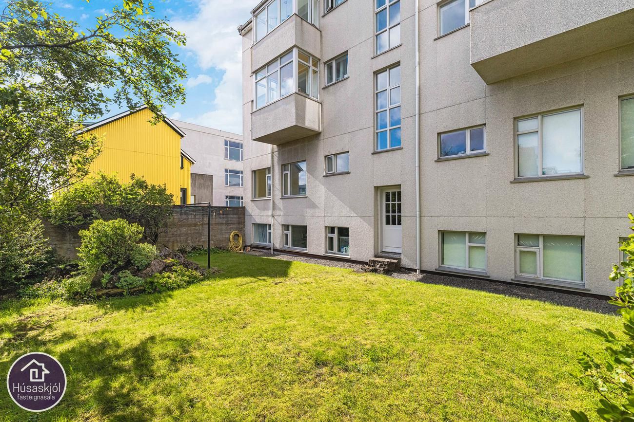 Njálsgata 49, 101 Reykjavík