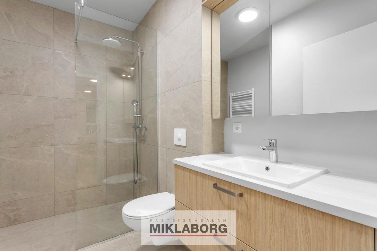 Hringhamar 33 - 0205, 221 Hafnarfjörður