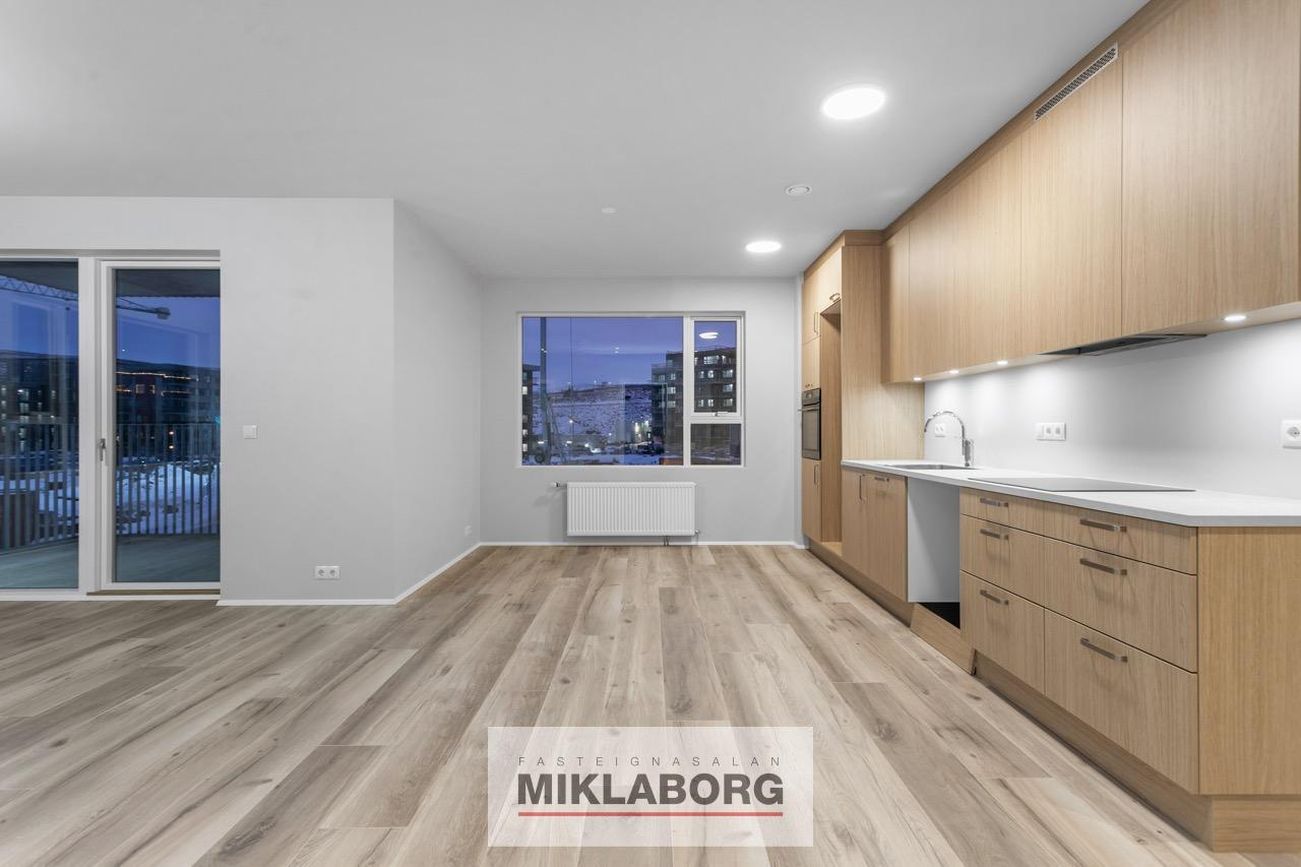 Hringhamar 33 - 0205, 221 Hafnarfjörður