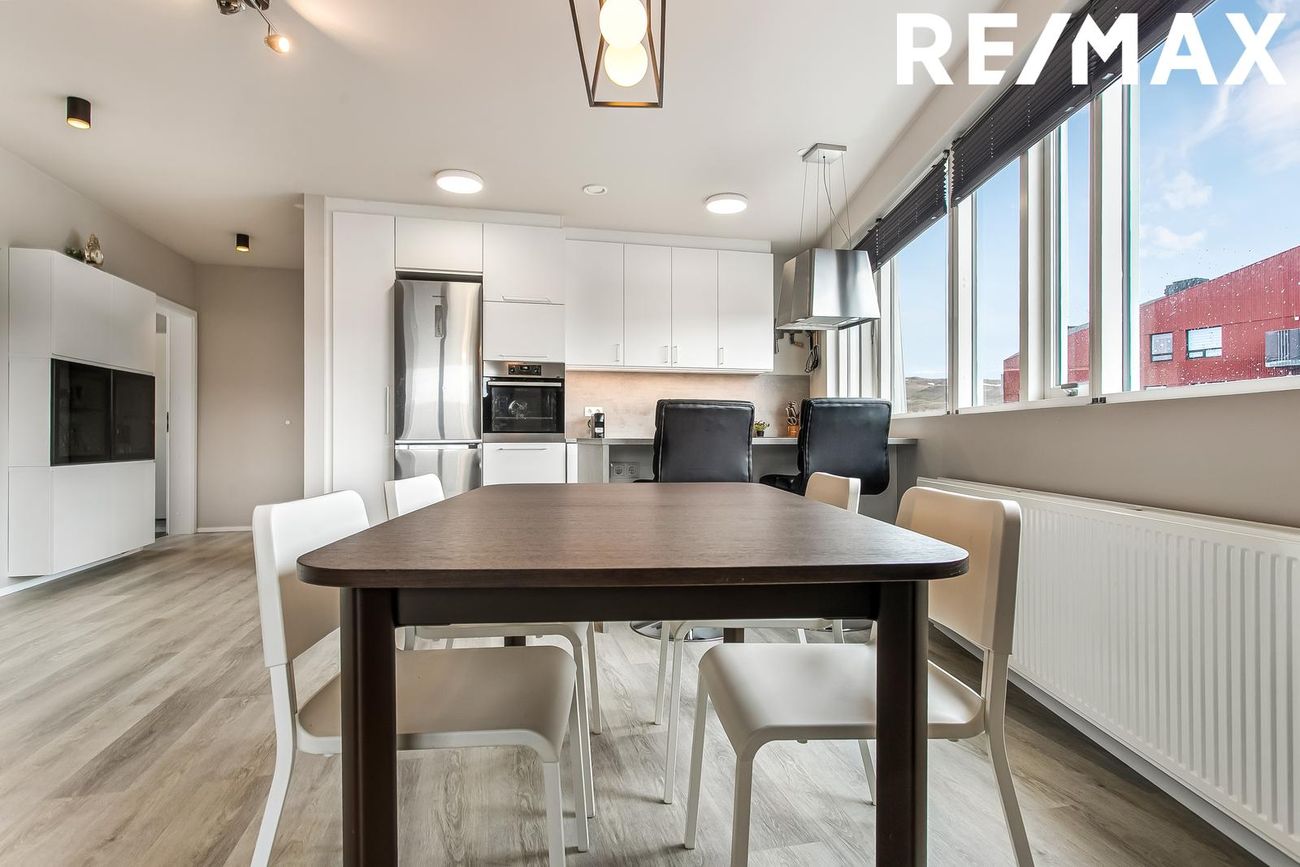 Rökkvatjörn 1, 113 Reykjavík