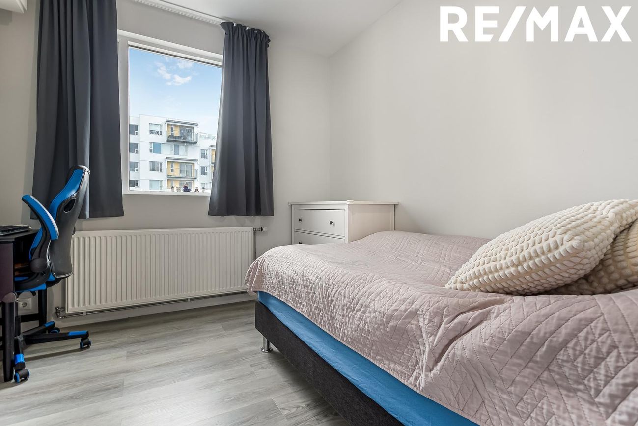 Rökkvatjörn 1, 113 Reykjavík