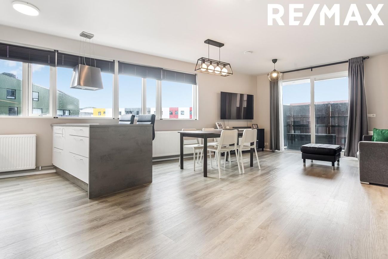 Rökkvatjörn 1, 113 Reykjavík