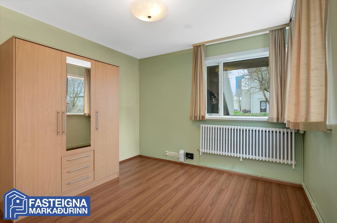 Hofteigur 8, 105 Reykjavík