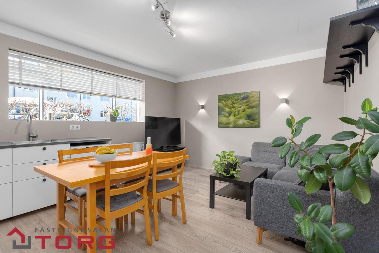 Eskihlíð 22, 105 Reykjavík