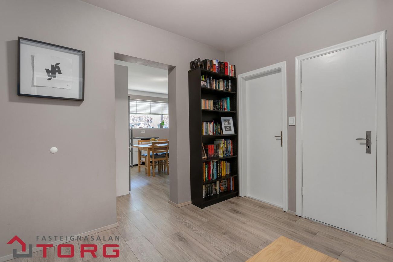 Eskihlíð 22, 105 Reykjavík