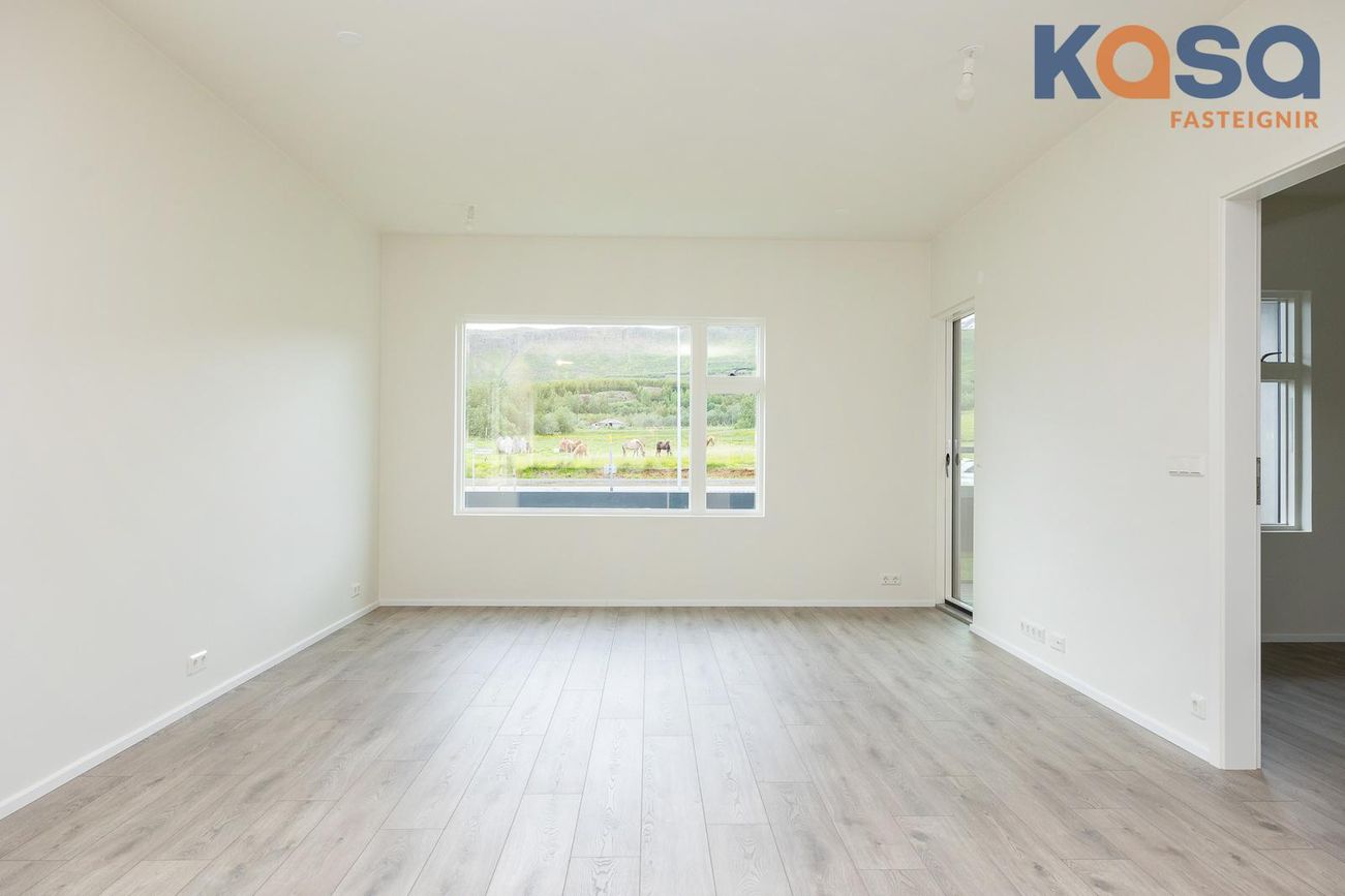 Kjarnagata 57, 600 Akureyri