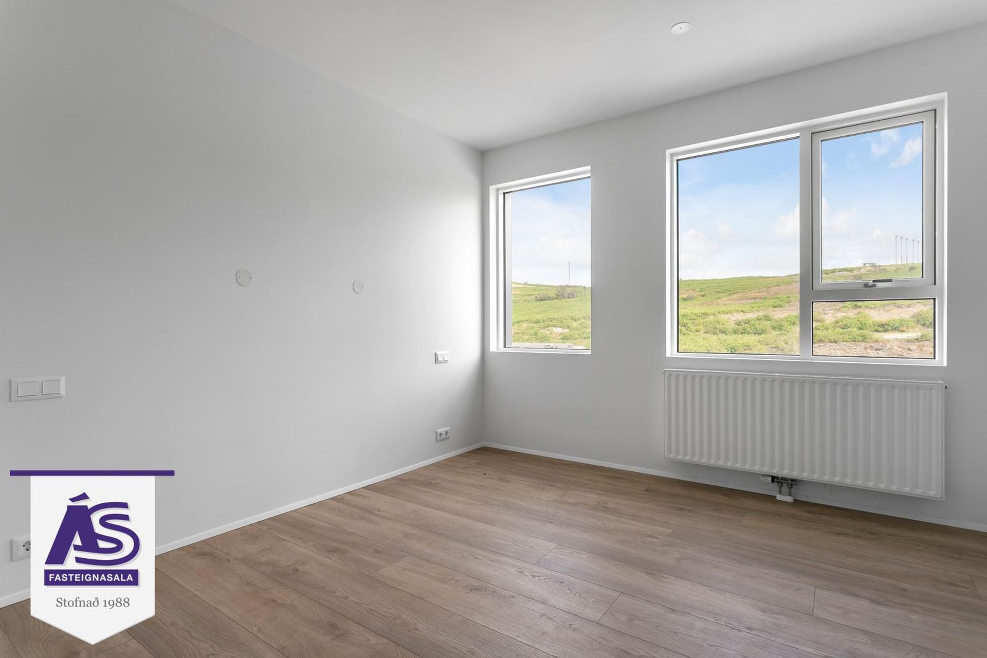 Hringhamar 21, 221 Hafnarfjörður