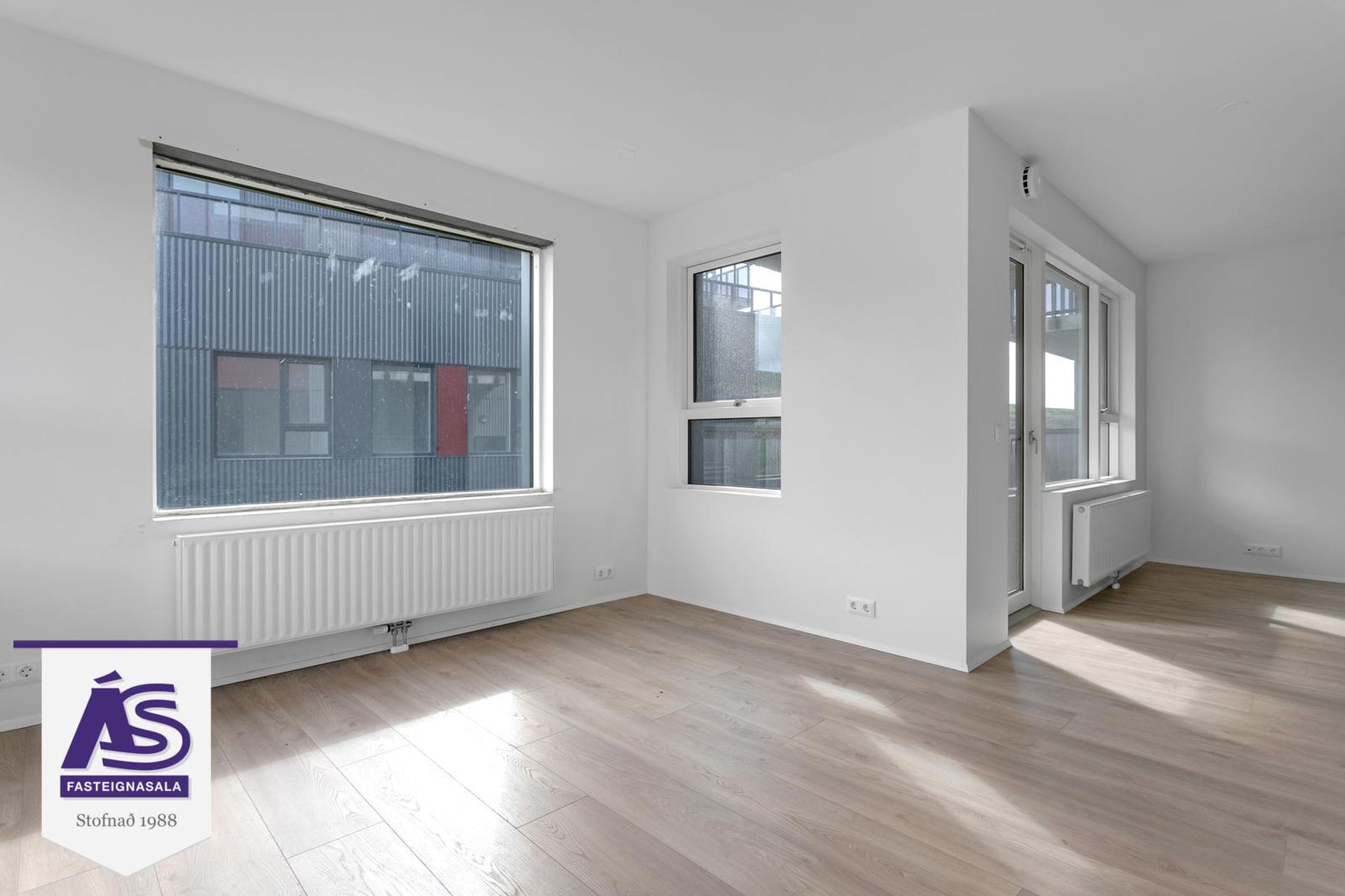 Hringhamar 21, 221 Hafnarfjörður