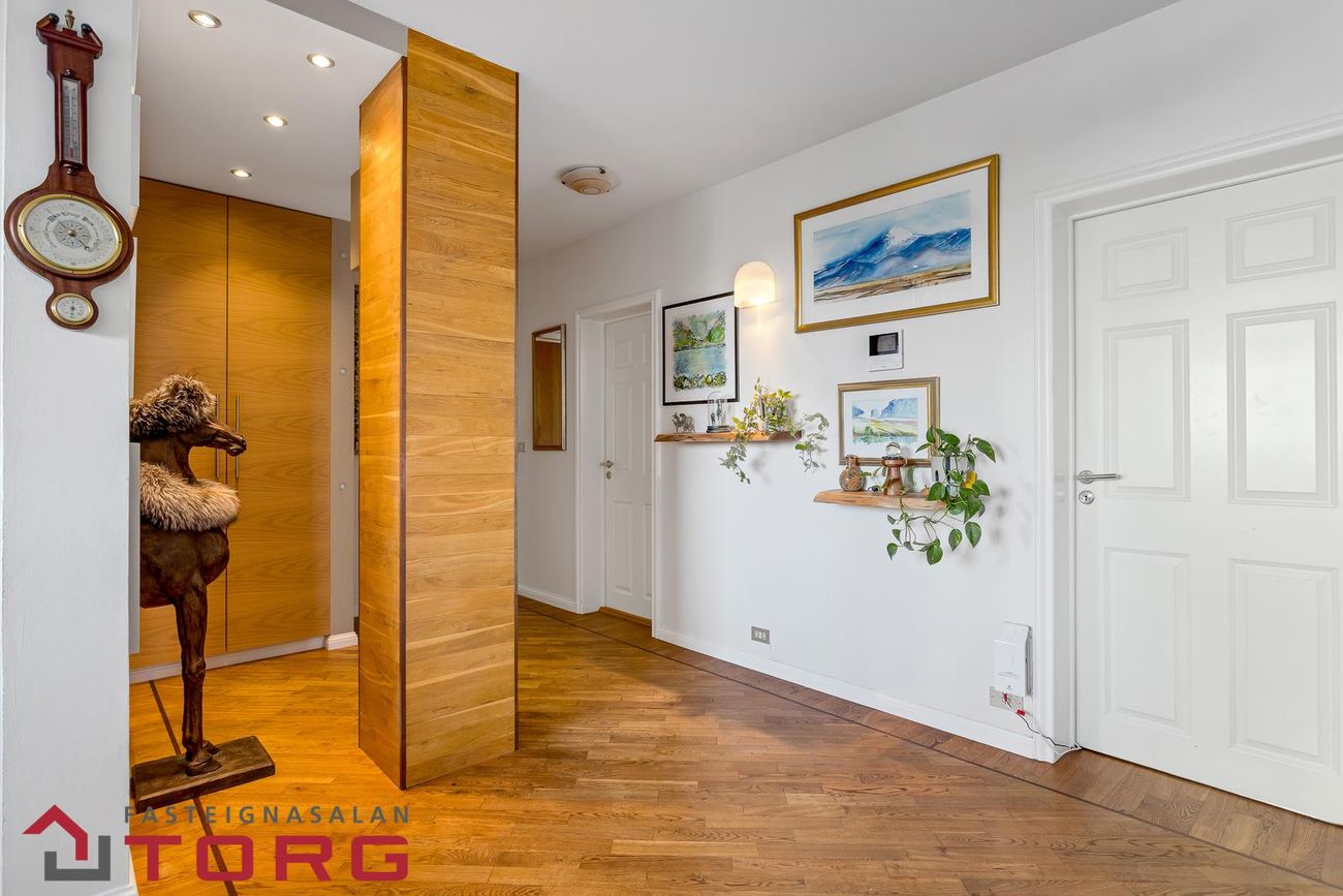 Sólheimar 27, 104 Reykjavík