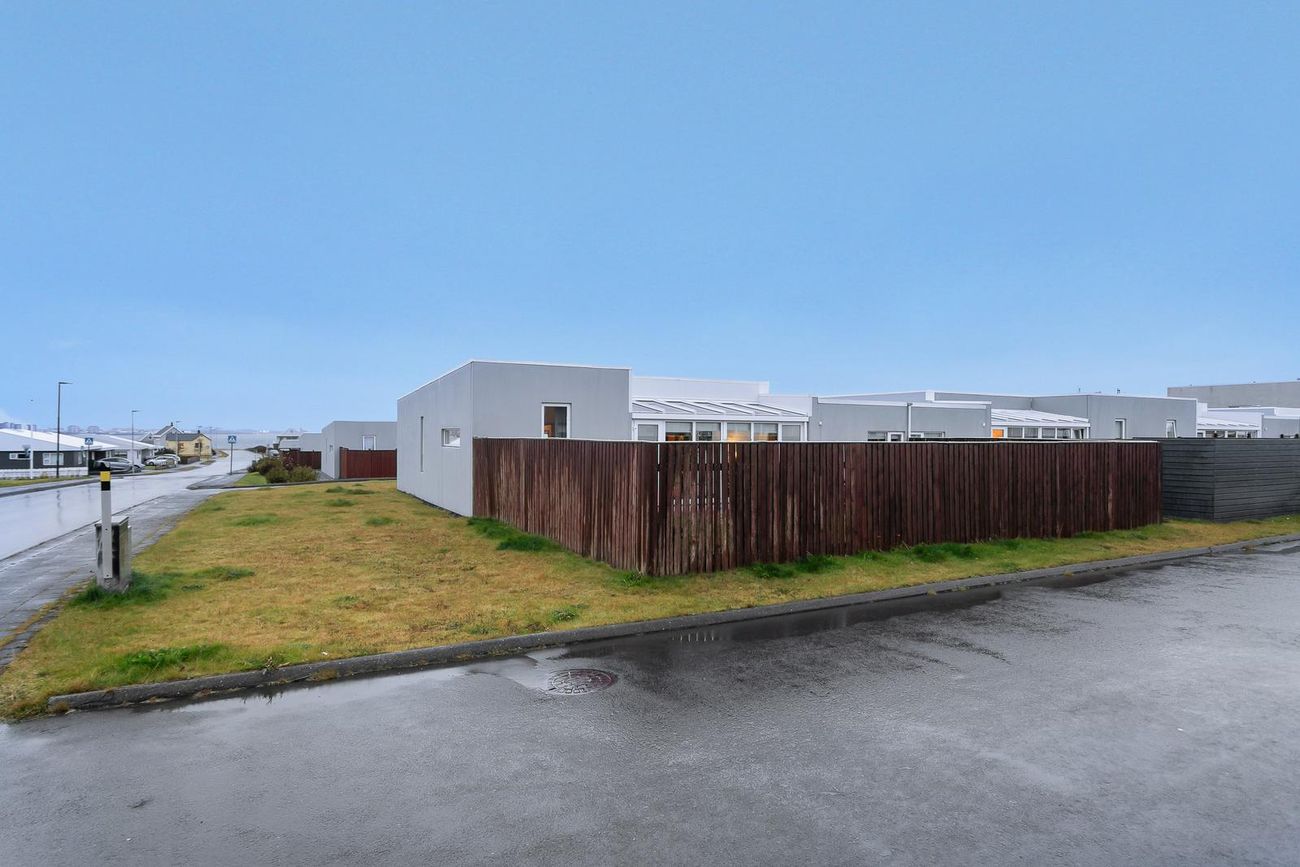 Akurbraut 16 - 0101, 260 Reykjanesbær